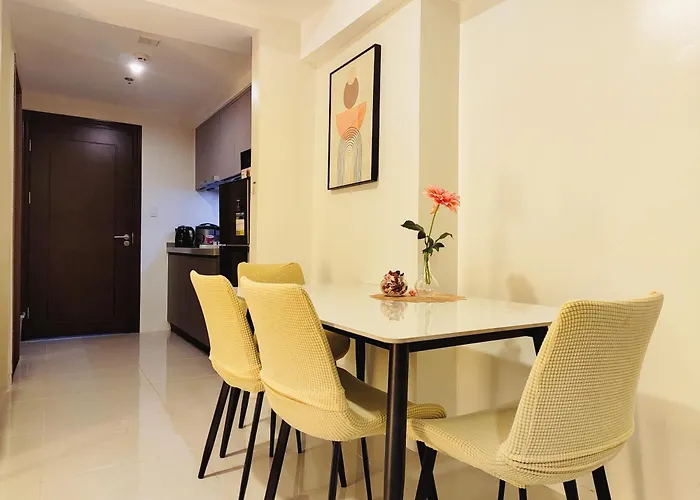 East Glory Center Residences Twin Double Bed Of Dreams Moa Naia Hotel *