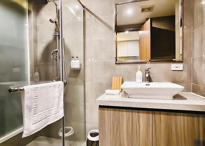 East Glory Center Residences Twin Double Bed Of Dreams Moa Naia *